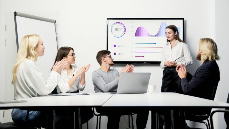 Como Usar IA para Criar Textos, E-mails e Apresentações